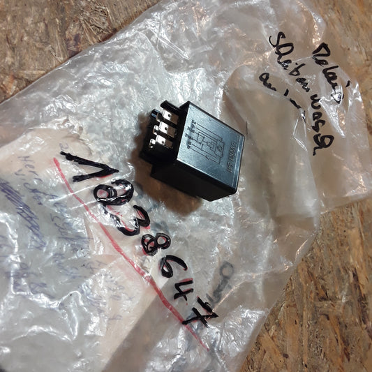 Ascona B Manta B Relais Scheibenwaschanlage original GM Opel NEU