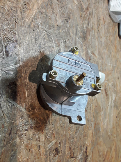 Astra F Caravan Vakuumpumpe original GM Opel NEU