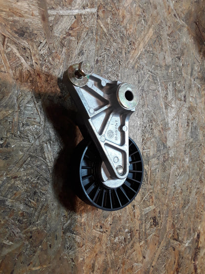 Saab 9-3 BJ 1998 Spannrolle Keilrippenriemen original GM Opel NEU