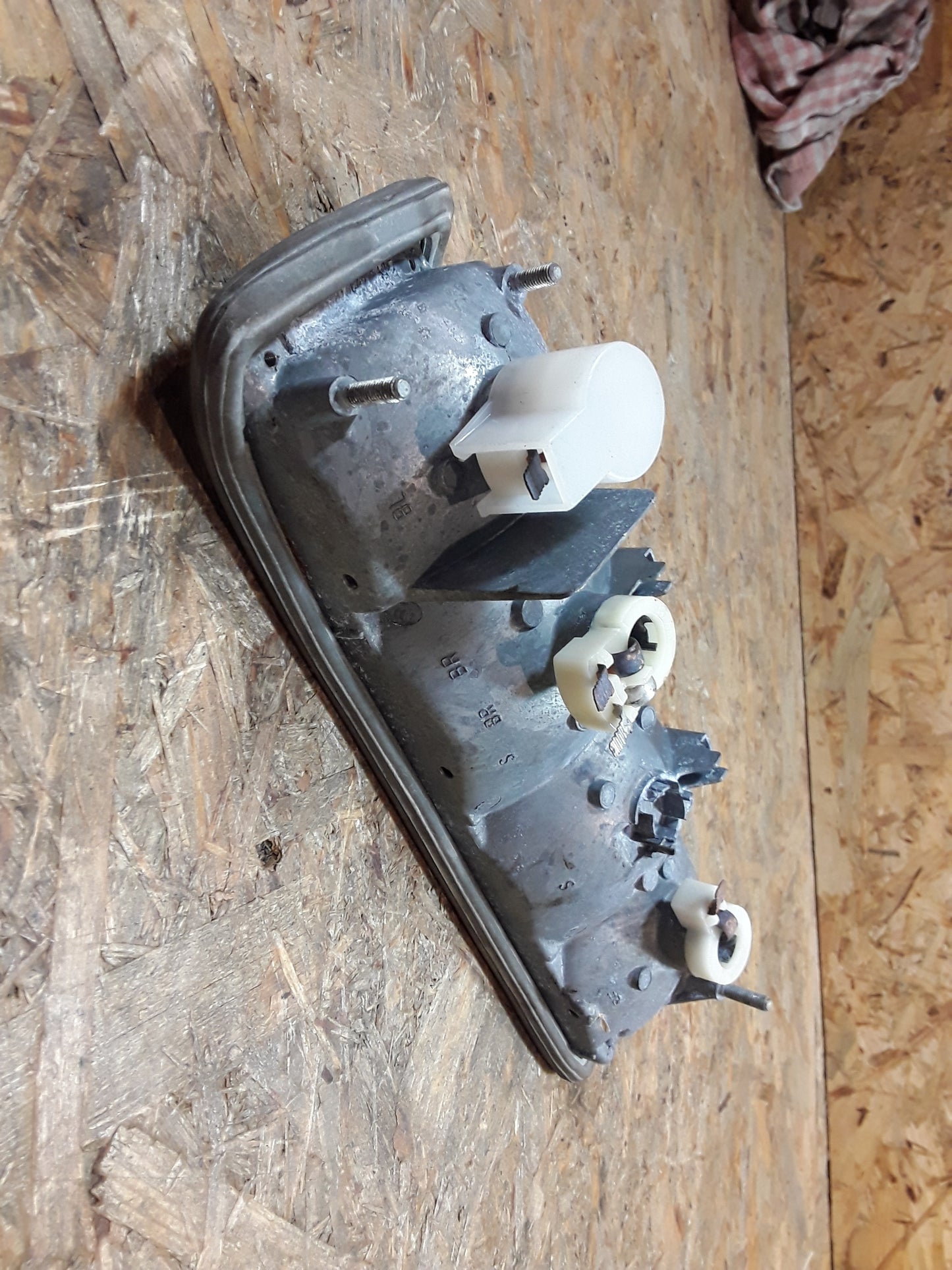 Rekord D Lampenträger original Opel NEU