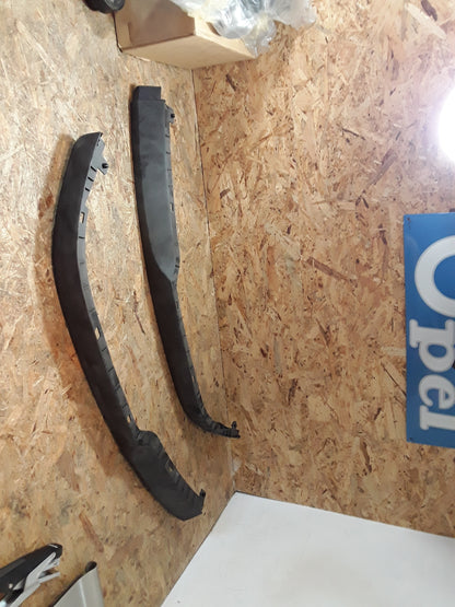 Astra H GTC Lippenset an Stoßstange vorne original GM Opel NEU