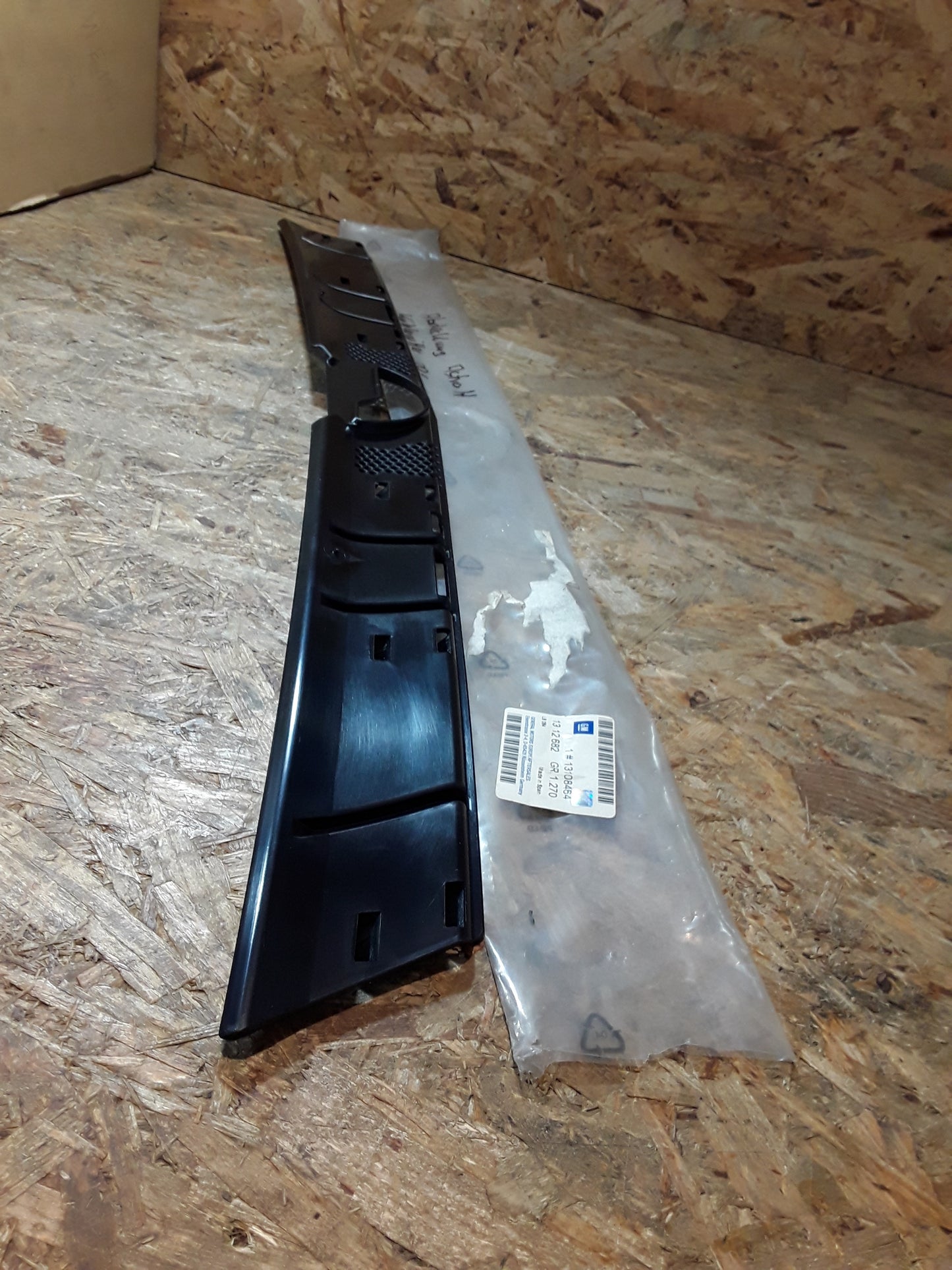 Astra H Abdeckung Kühlergitter original GM Opel NEU