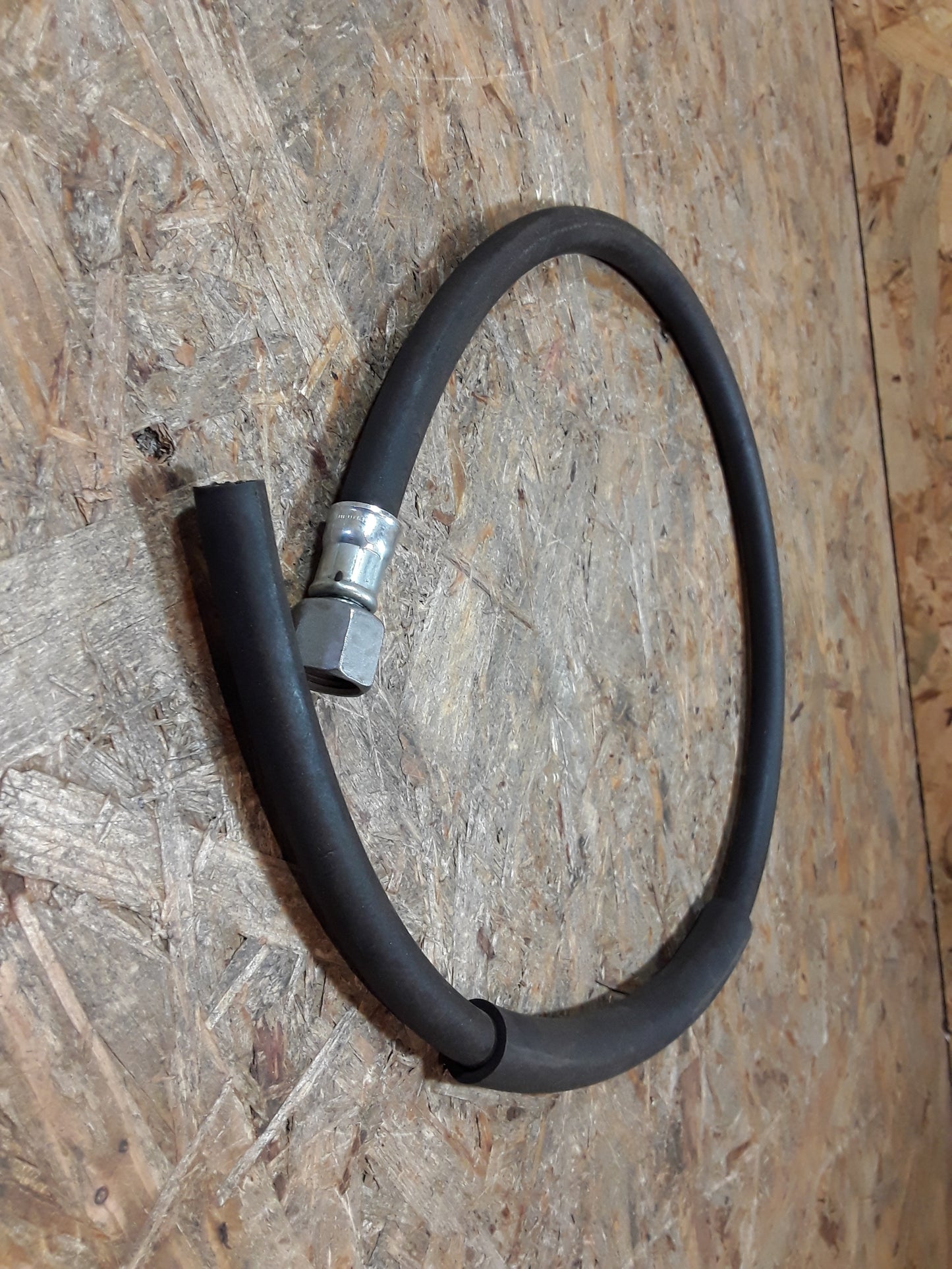 Calibra Kraftstoffleitung original GM Opel NEU