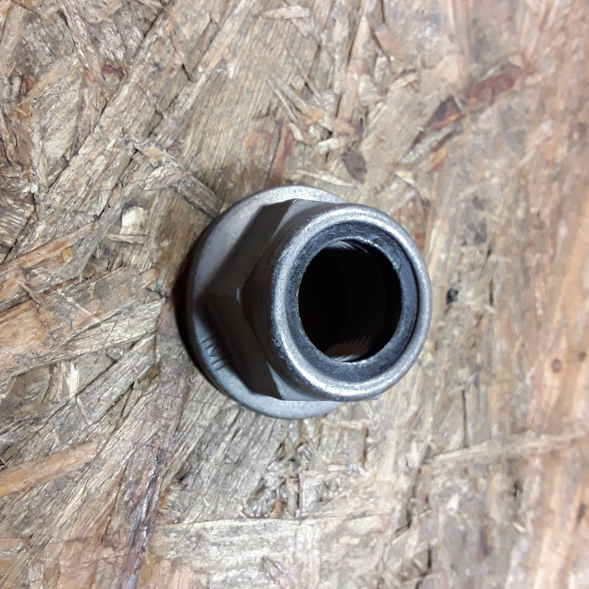 Movano Felgenmutter vorne original GM Opel NEU