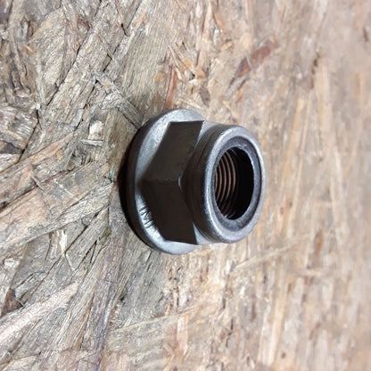 Movano Felgenmutter vorne original GM Opel NEU