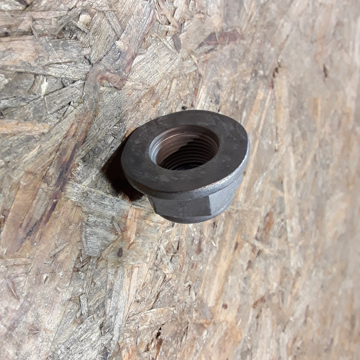 Movano Felgenmutter vorne original GM Opel NEU