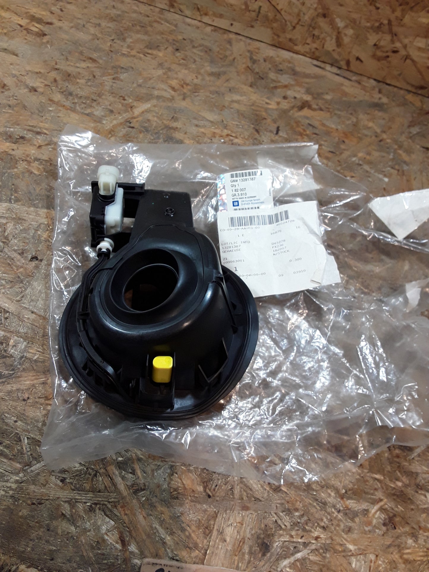 Astra J Tankklappe original GM Opel NEU