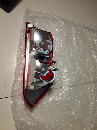 Insignia A Sports Tourer Rücklicht hinten rechts original GM Opel NEU