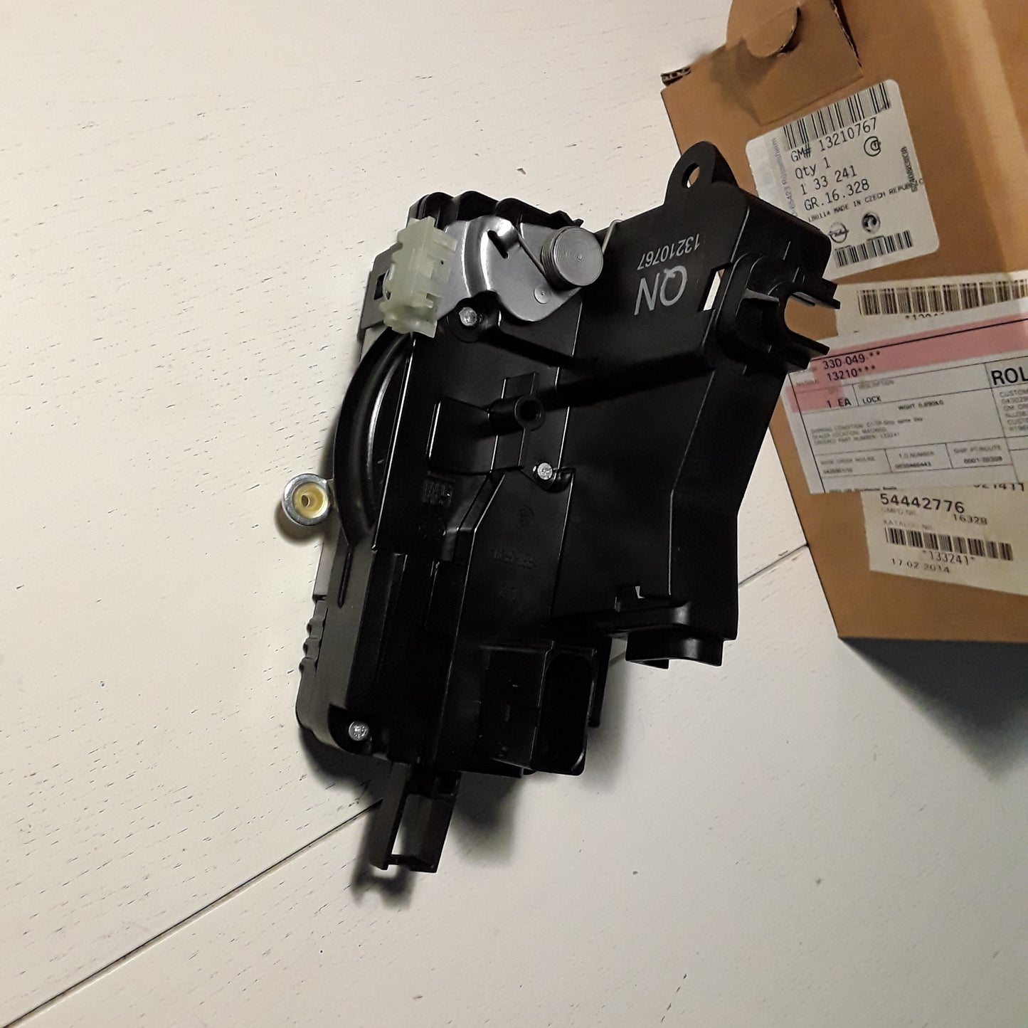 Vectra C Türschloss vorne links original GM Opel NEU