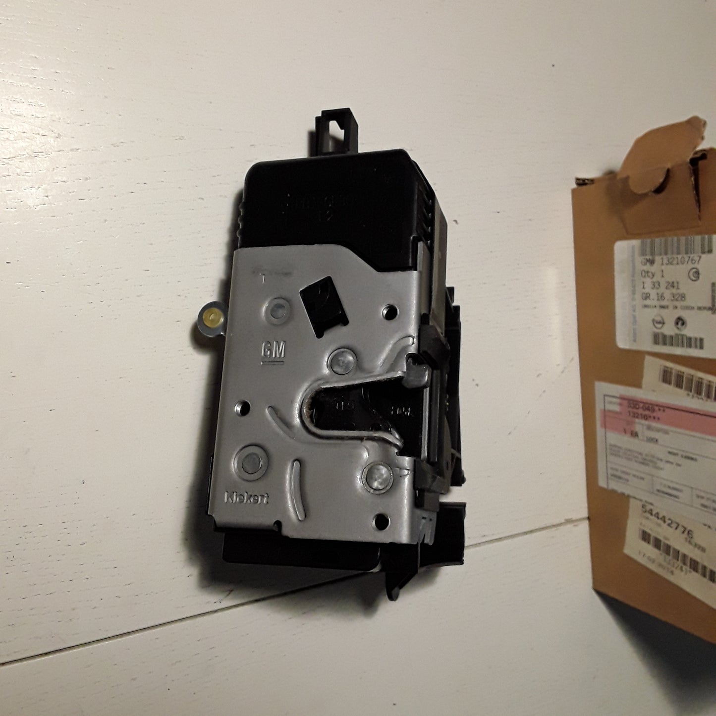 Vectra C Türschloss vorne links original GM Opel NEU