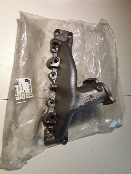 Calibra Frontera Omega 2,0 Auspuffkrümmer original GM Opel NEU