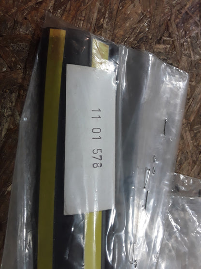 Kadett E Schutzzierleiste links original GM Opel NEU