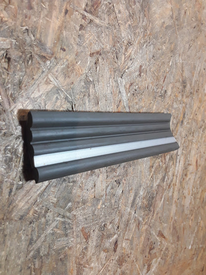 Kadett E Schutzzierleiste links original GM Opel NEU