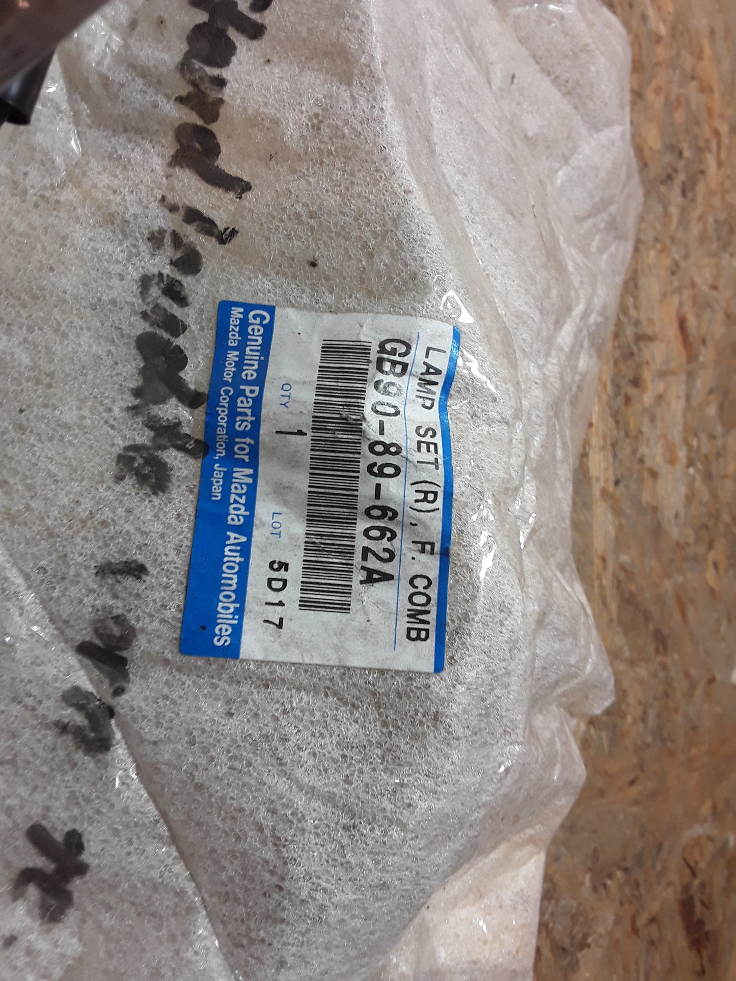 Mazda 626 GC 83-87 Standleuchte rechts original GM Opel NEU