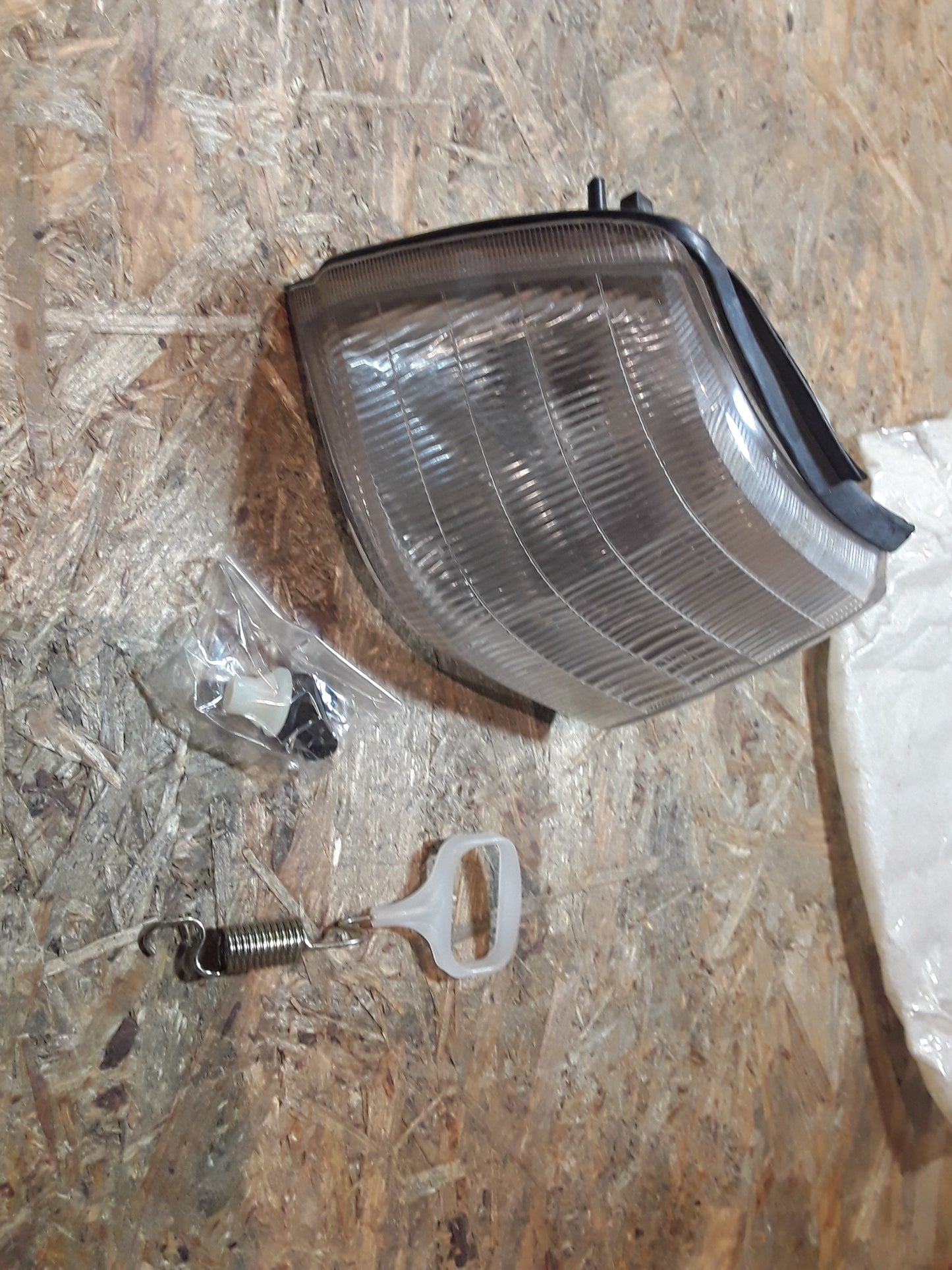 Mazda 626 GC 83-87 Standleuchte rechts original GM Opel NEU