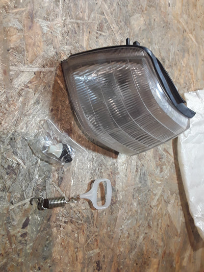 Mazda 626 GC 83-87 Standleuchte rechts original GM Opel NEU