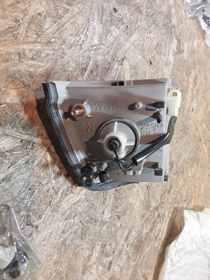 Mazda 626 GC 83-87 Standleuchte rechts original GM Opel NEU