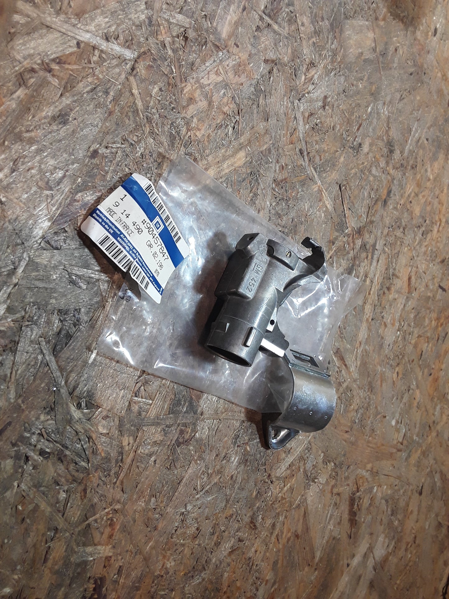 Corsa B Gehäuse Zündschloss original GM Opel NEU