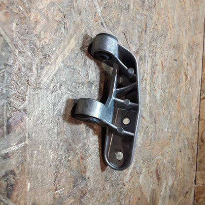 Kadett D/E Corsa A/B Halter Lichtmaschine original GM Opel NEU