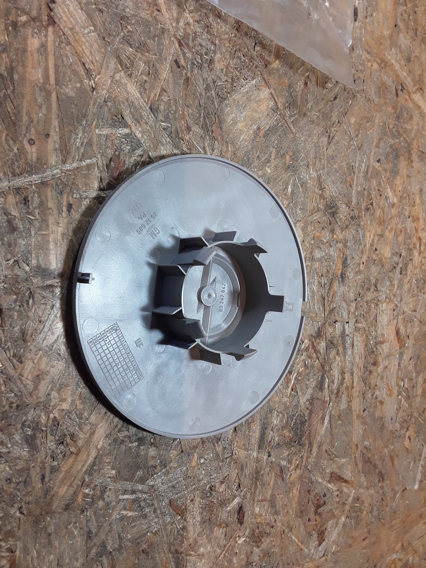 Omega A Abdeckung Radnabe original GM Opel NEU