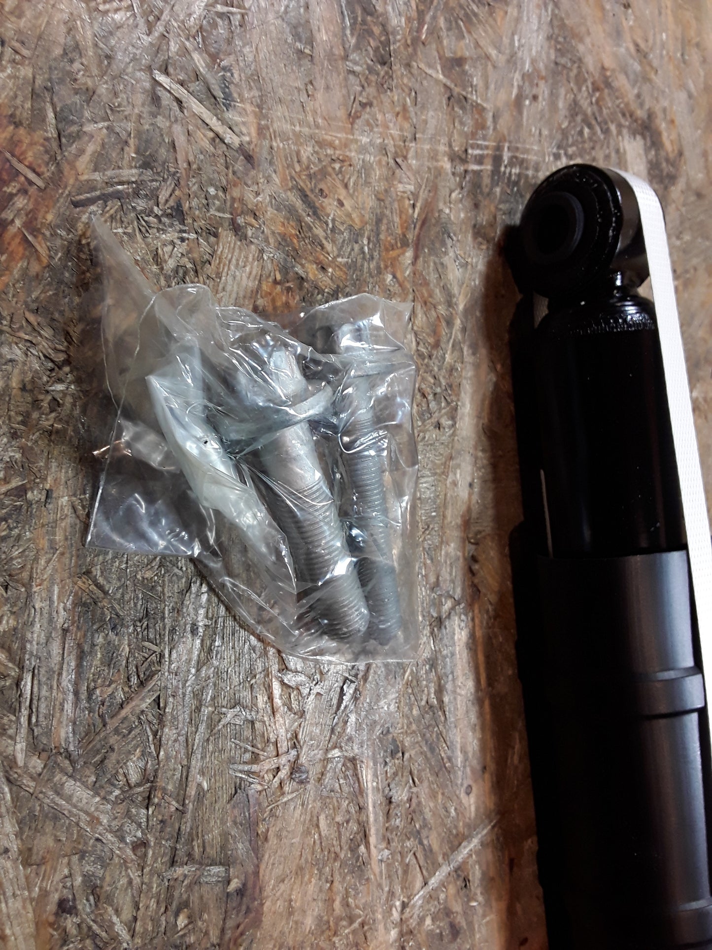 Combo Meriva A Gasdruckfeder hinten original GM Opel NEU