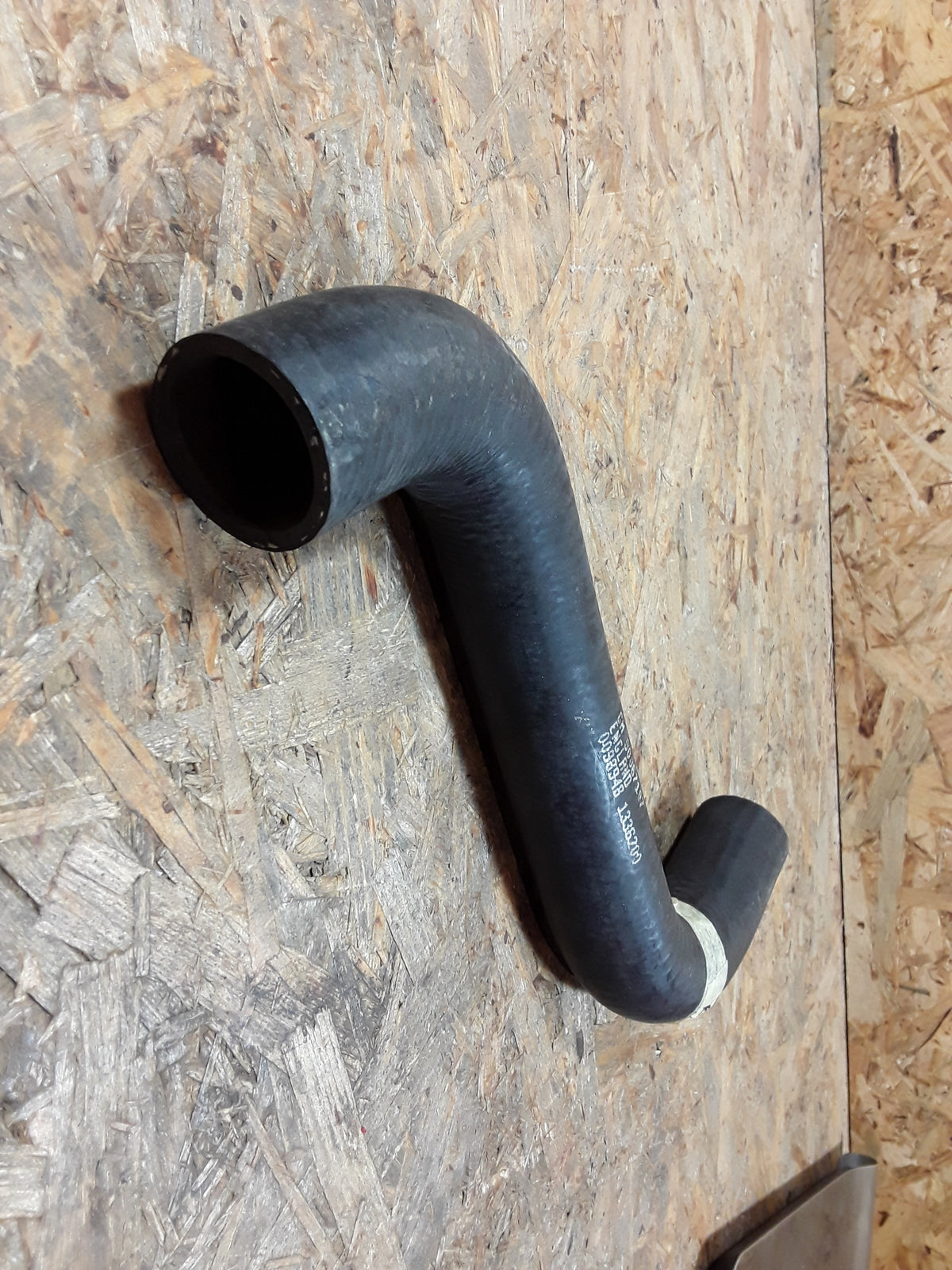 Ascona B 1,6/2,0 Manta B 2,0 Rekord E 2,0 Kühlerschlauch original GM Opel NEU