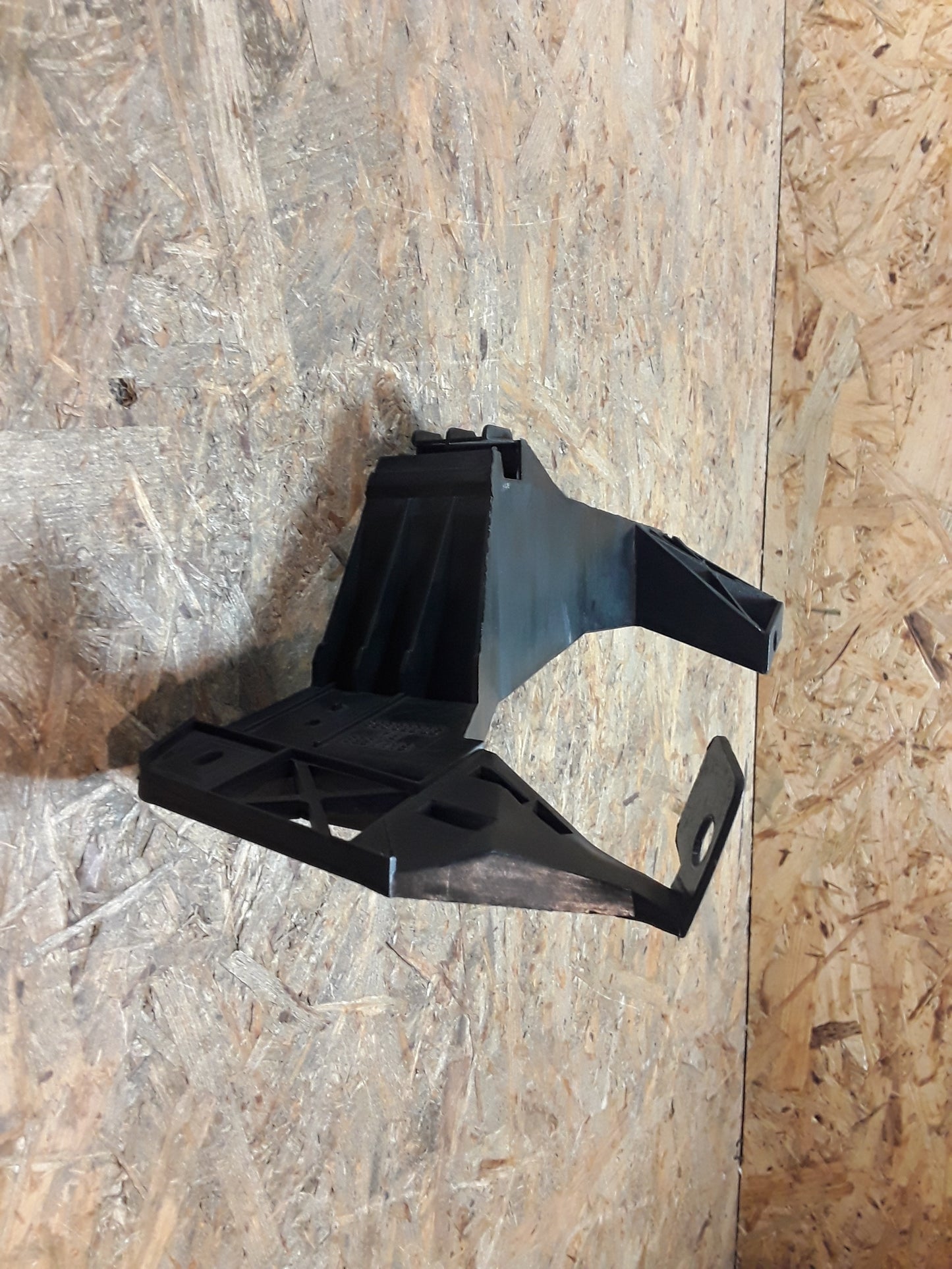 Omega A Halter Stoßstange hinten original GM Opel NEU