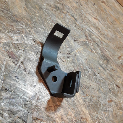 Ascona C Kadett D 1,6D Halter Auspuffrohr vorne original GM Opel NEU