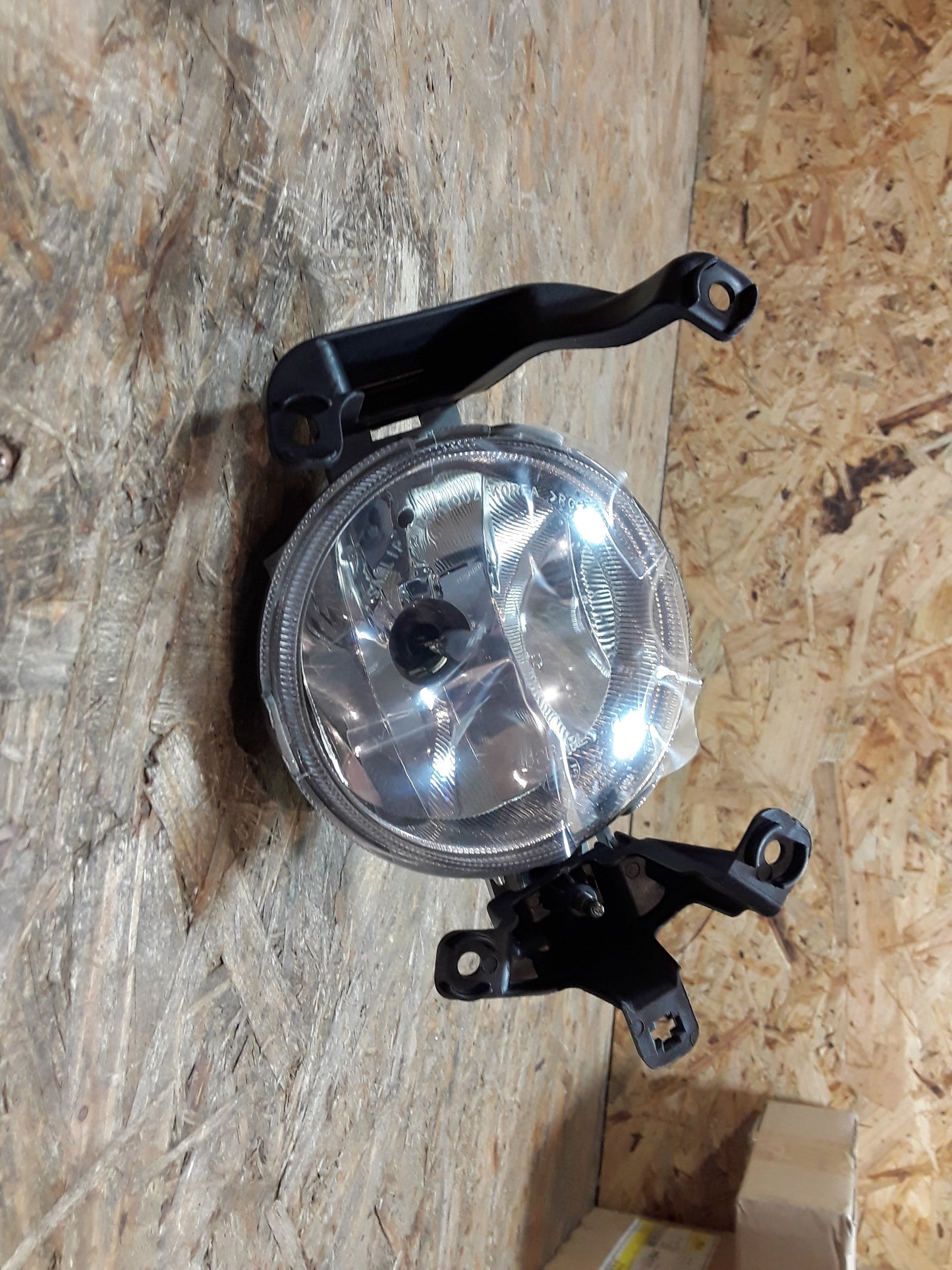 Chevrolet Spark Nebelscheinwerfer vorne rechts original GM Opel NEU