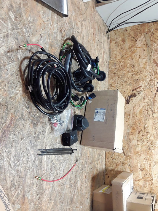 Movano A Anhängerkupplung Elektrosatz 7 polig original GM Opel NEU