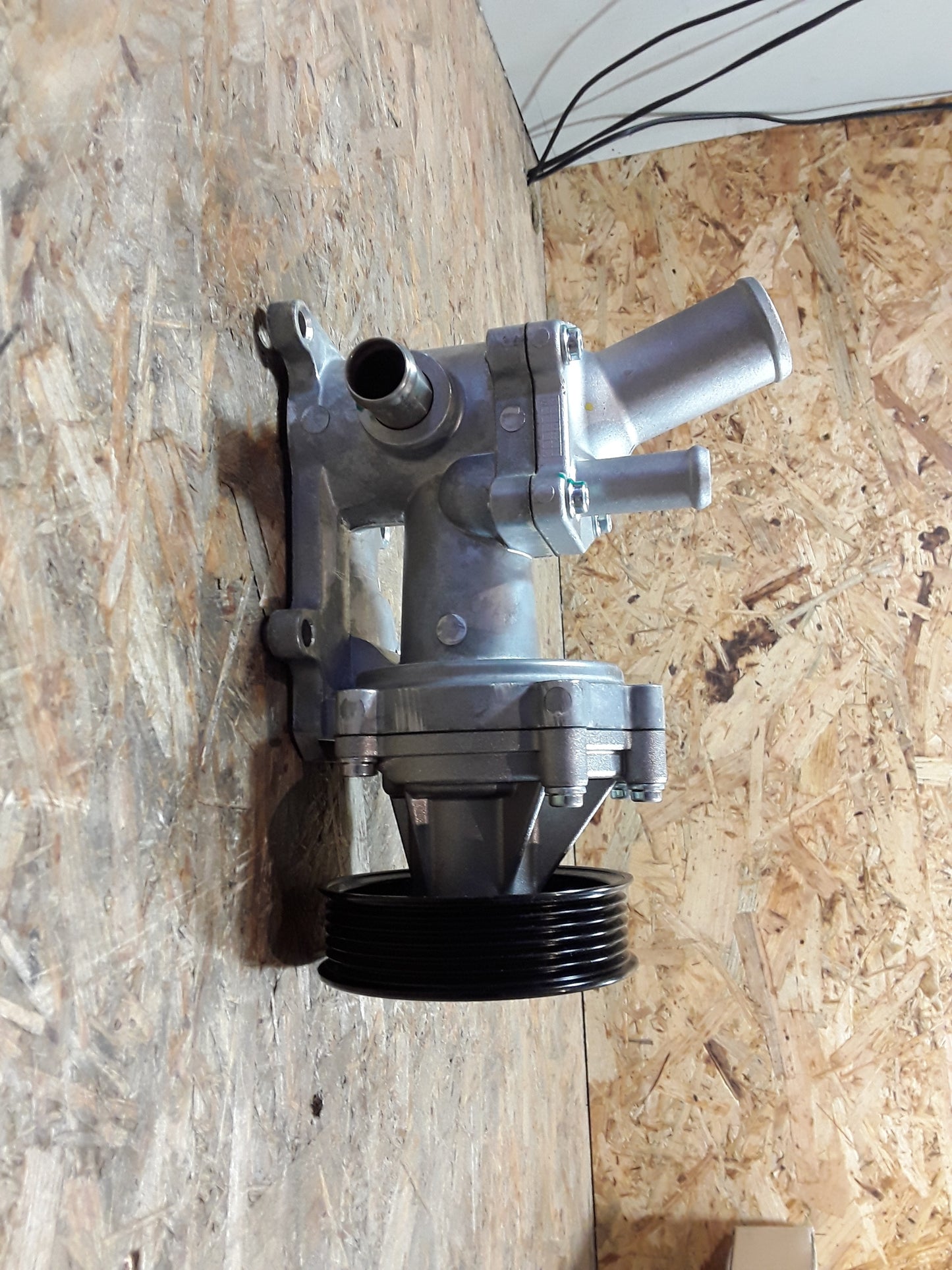 Chevrolet Epica 06-12 Wasserpumpe original GM Opel NEU