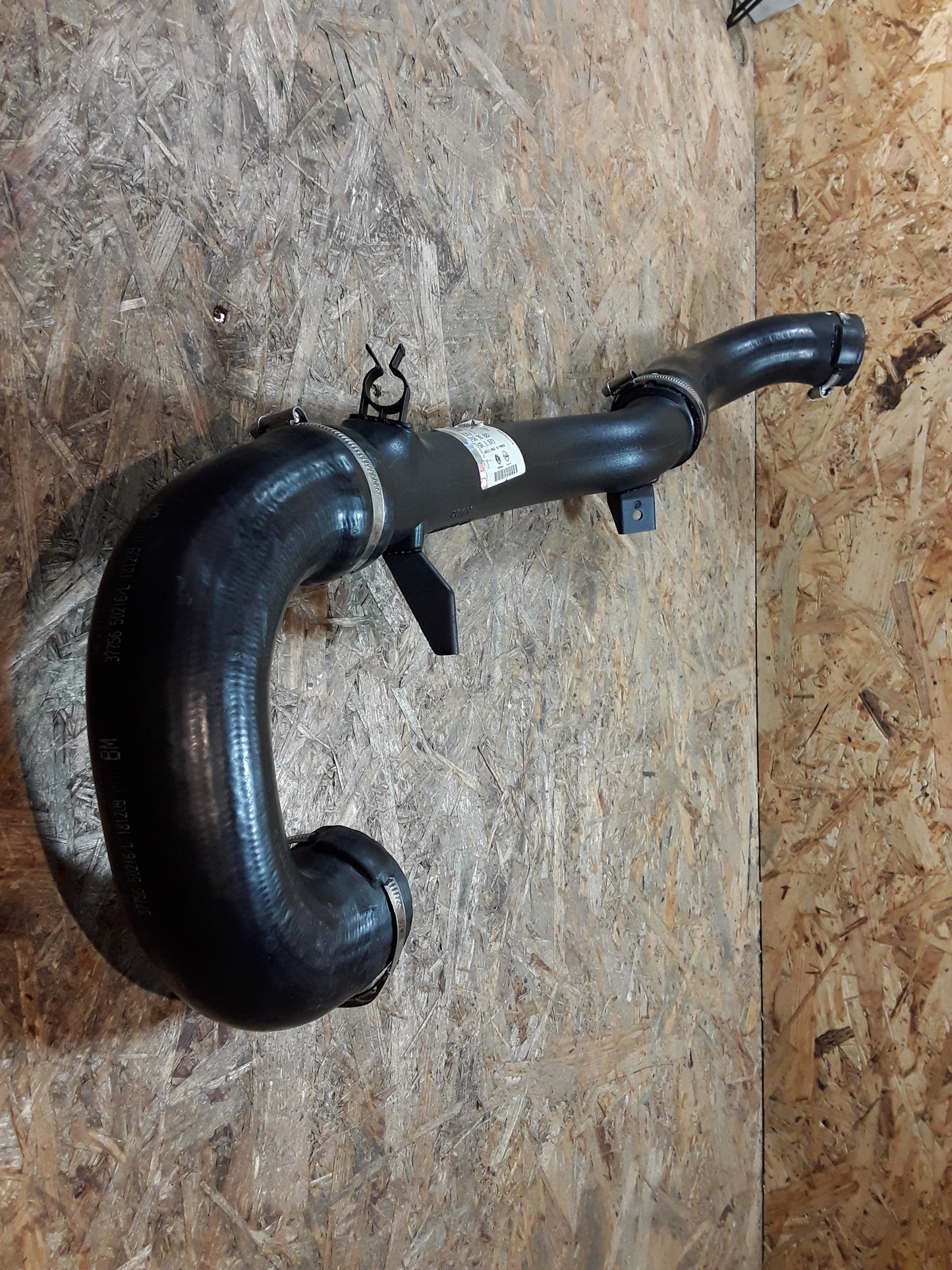 Vectra C ,0DTi / 2,2 DTi Kühlerschlauch Ansaugschlauch original GM Opel NEU