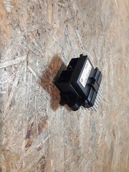 Insignia Wiederstand Heizung original GM Opel NEU