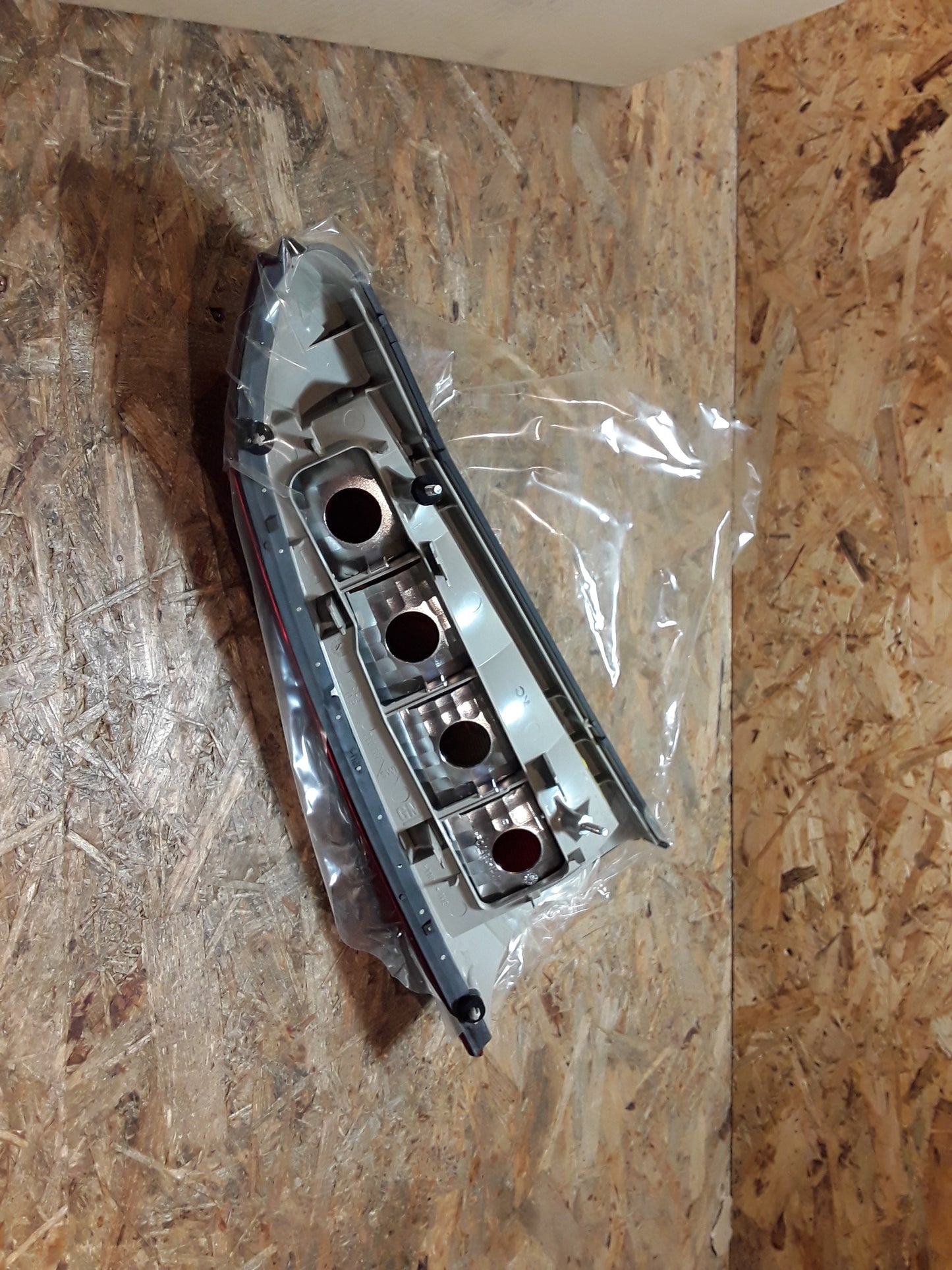 Astra G Caravan Heckleuchte rechts original GM Opel NEU