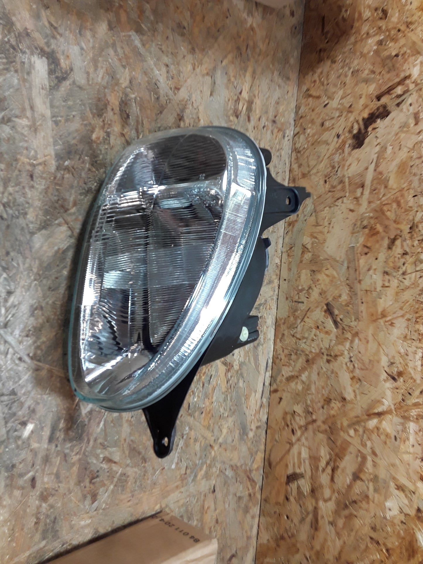 Corsa B Tigra A Scheinwerfer rechts original GM Opel NEU