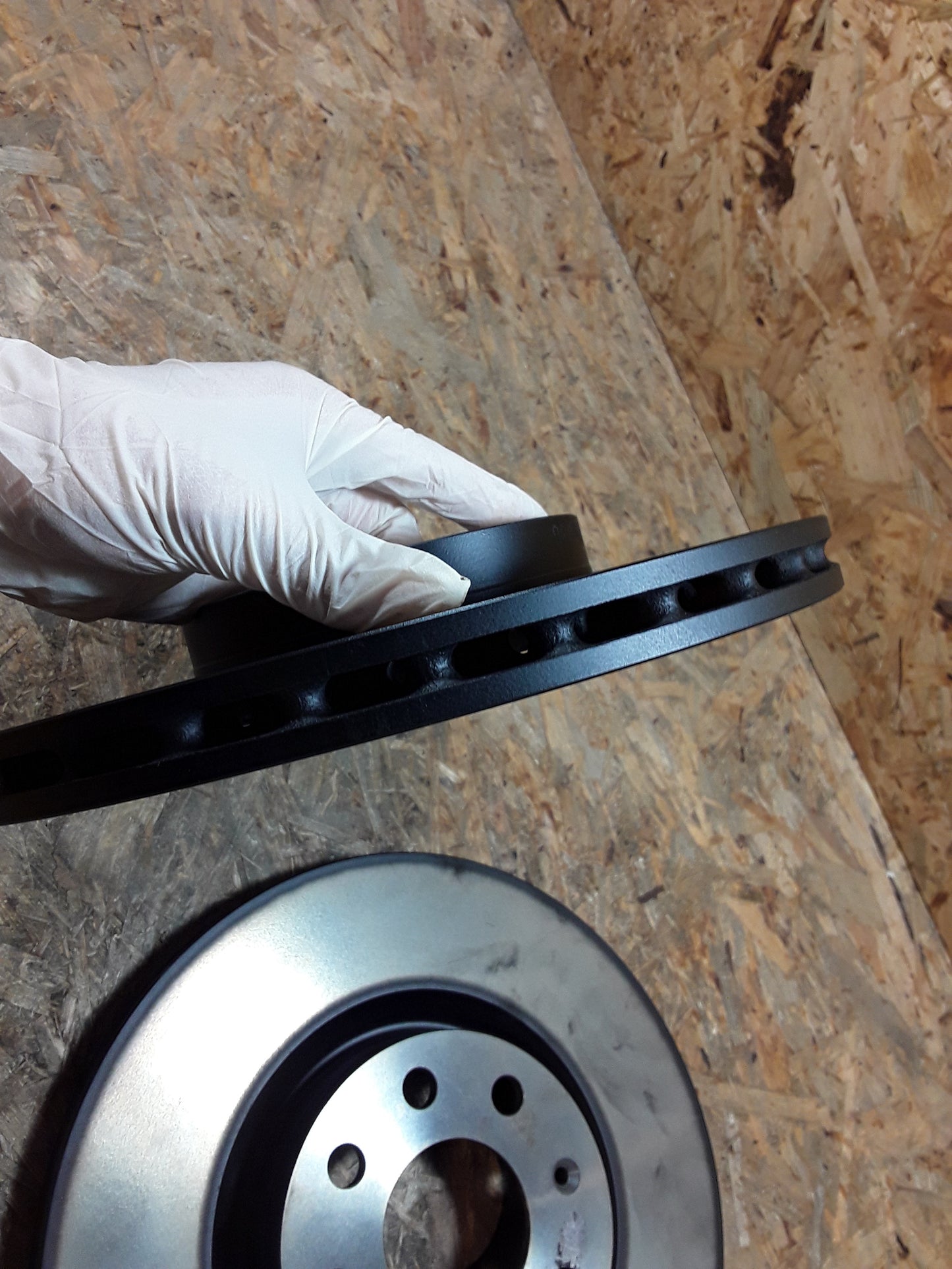 Corsa D 1,3CDTi &5/90/95PS Bremsscheibensatz 284mm belüftet original GM Opel NEU