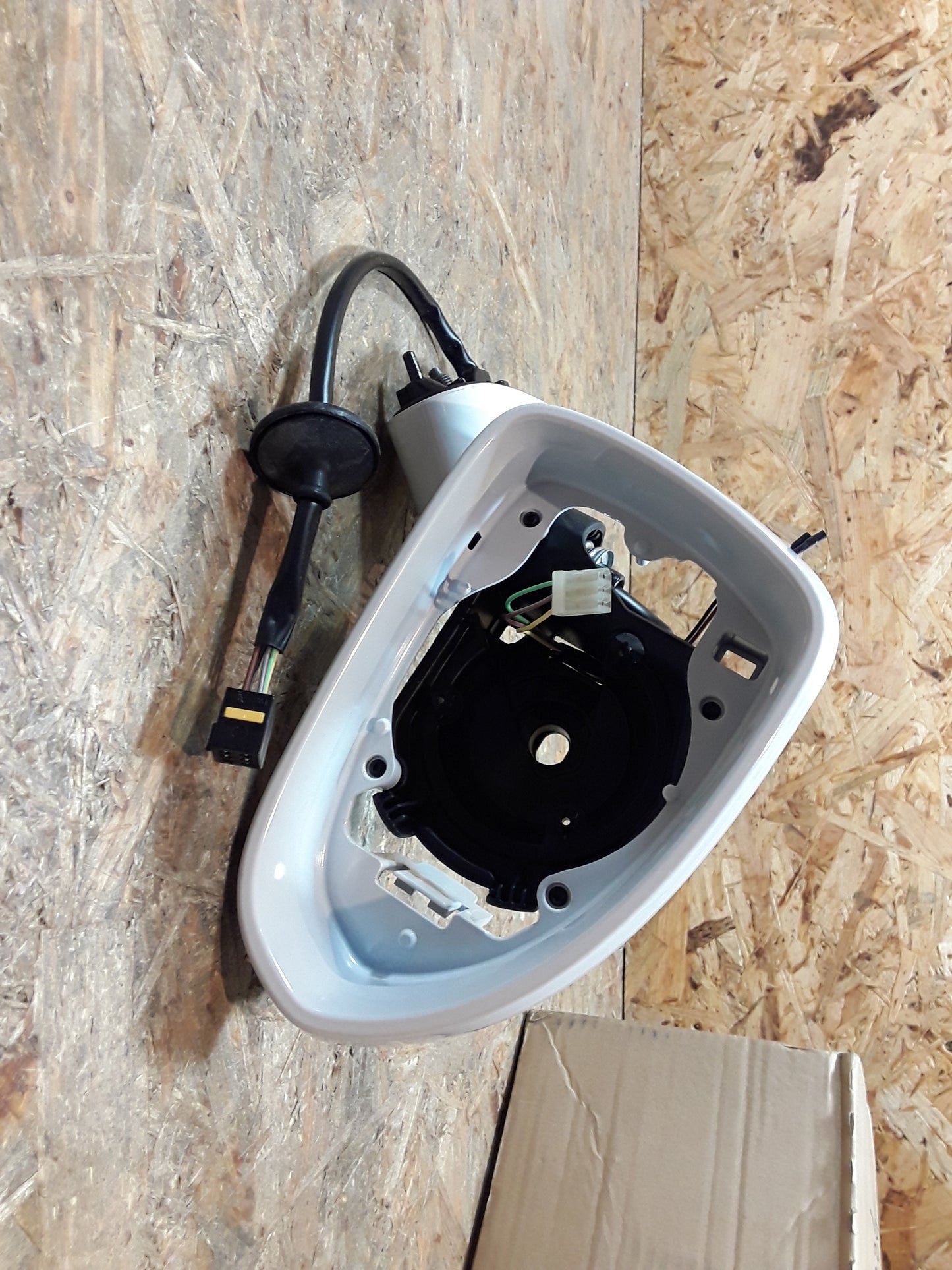 Corsa D Außenspiegel rechts original GM Opel NEU