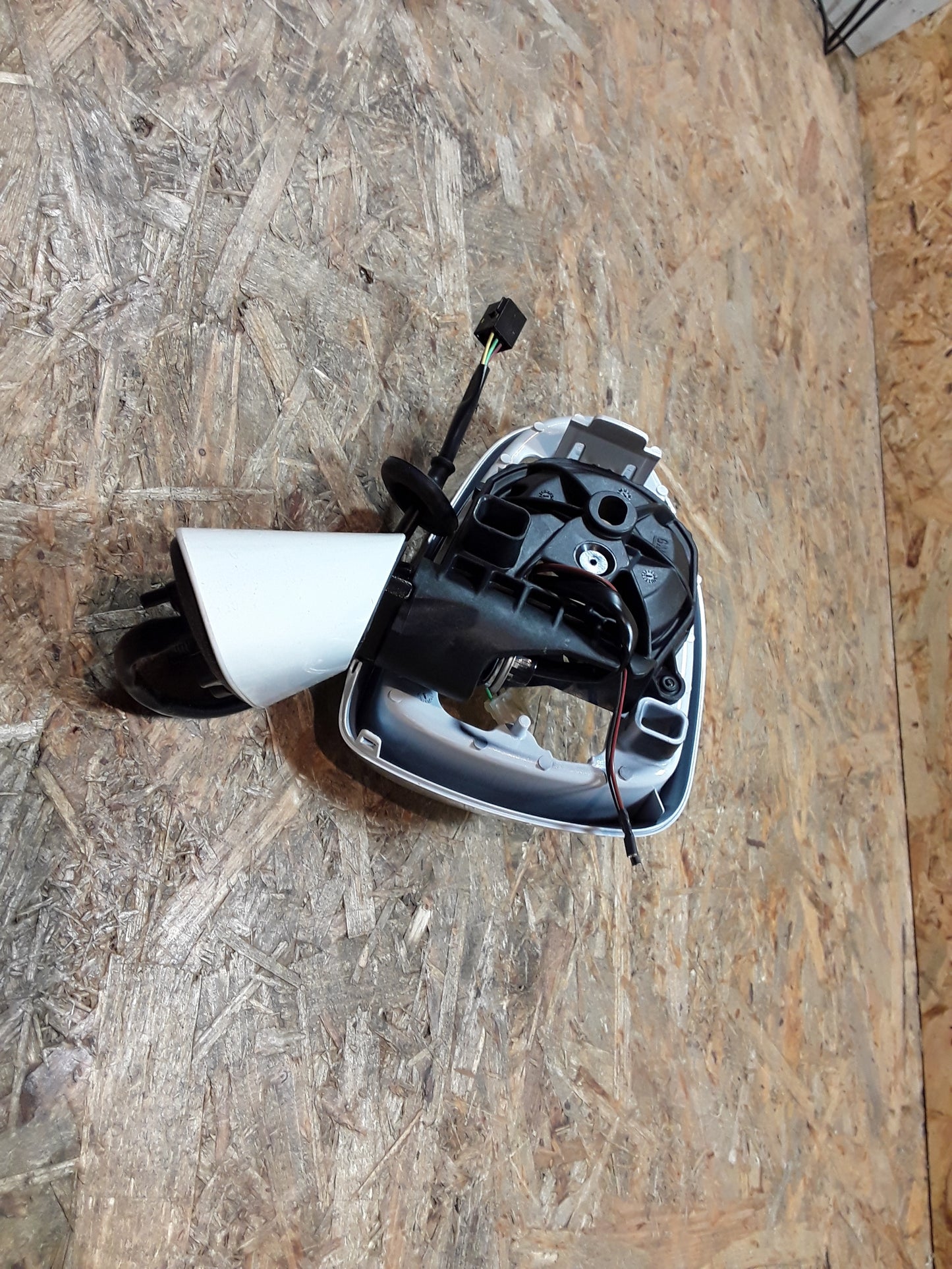 Corsa D Außenspiegel rechts original GM Opel NEU