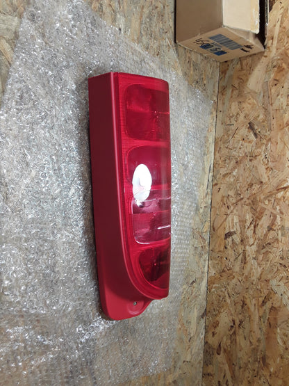 Movano A Rückleuchte links original GM Opel NEU