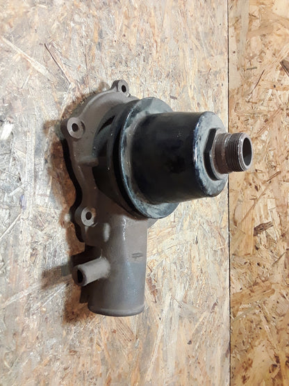 Monza Senator A Wasserpumpe für CIH 6ZYL. Motoren original GM Opel NEU