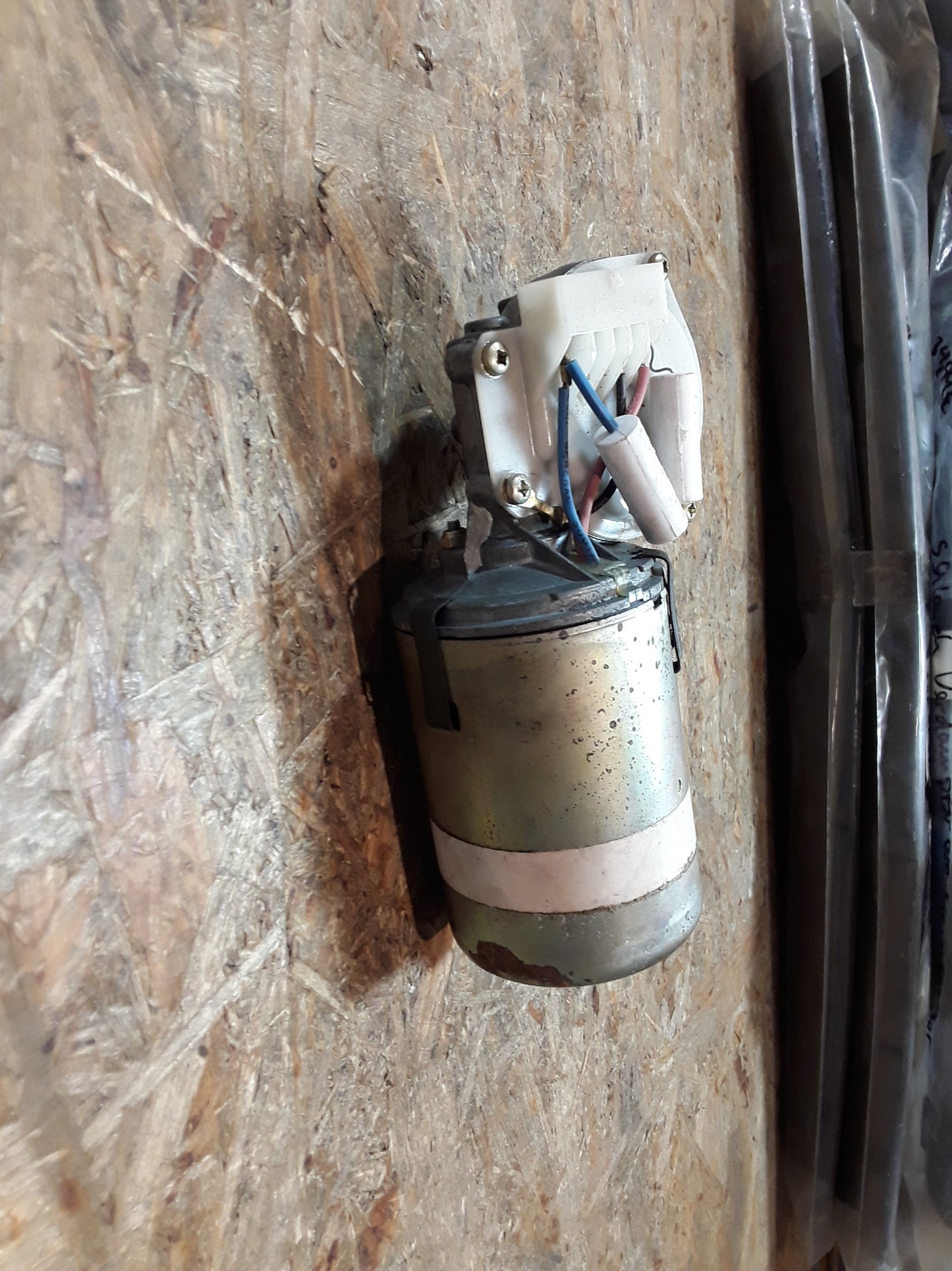 Modell leider unbekannt Wischermotor original GM Opel NEU