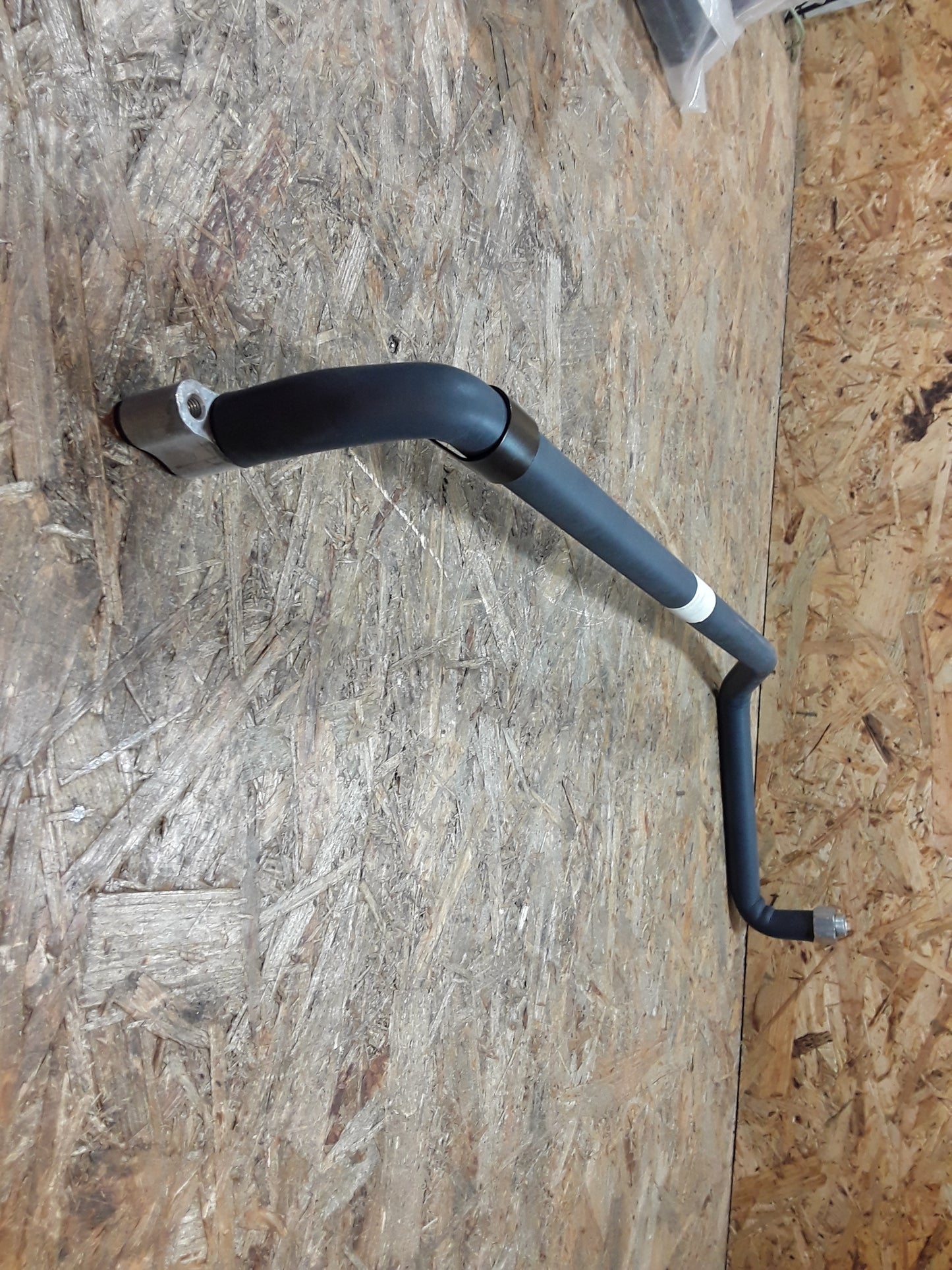 Frontera B Schlauch Verdampfer an Kompressor original GM Opel NEU