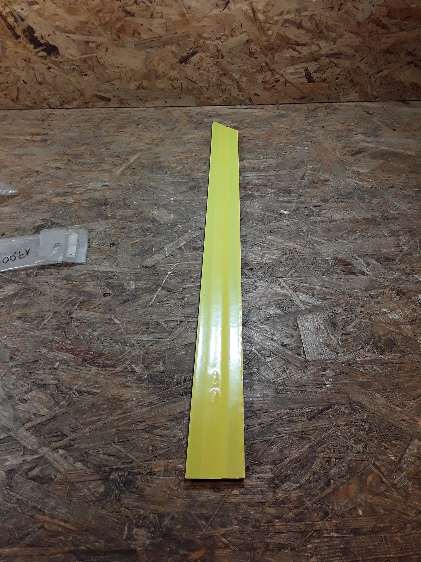 Astra F Schutzzierleiste Hintertüre original GM Opel NEU