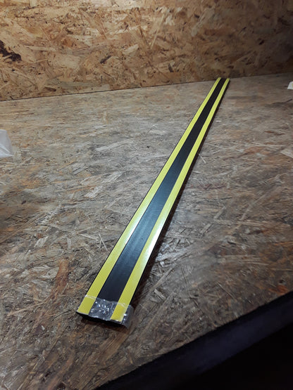 Astra F Schutzzierleiste Vordertüre links original GM Opel NEU