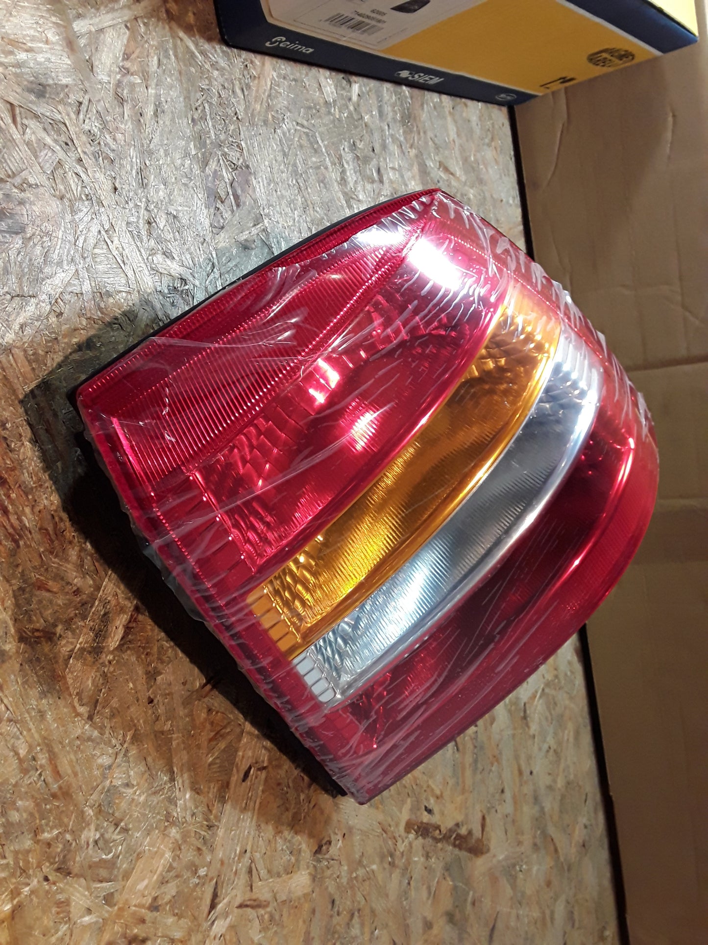 Astra G Heckleuchte rechts original Magneti Marelli  Opel NEU