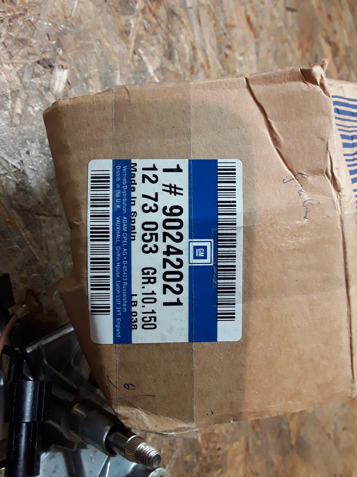 Kadett E Caravan Wischermotor hinten original GM Opel NEU