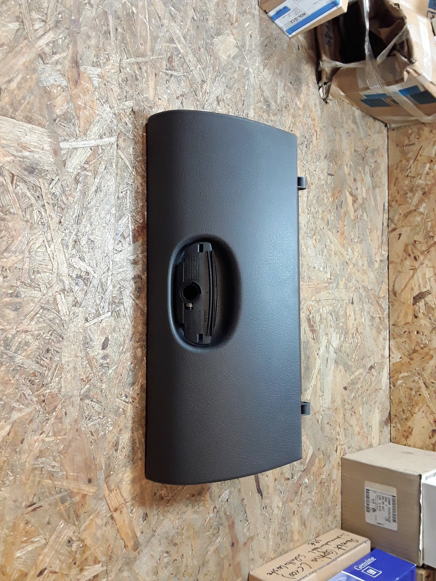 Corsa B Tigra A Handschuhfach original GM Opel NEU