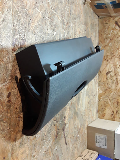 Corsa B Tigra A Handschuhfach original GM Opel NEU