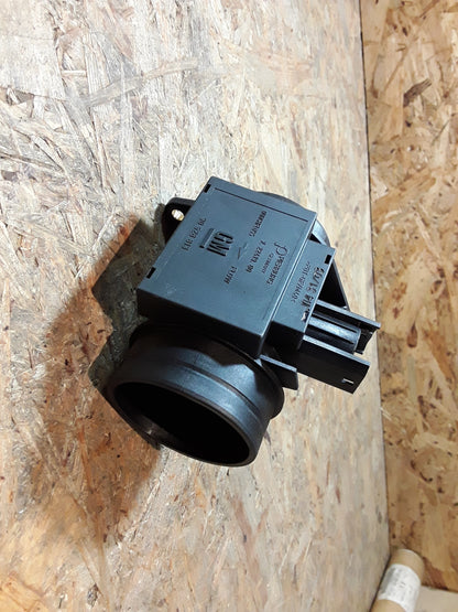 Omega B Luftmassenmesser original GM Opel NEU