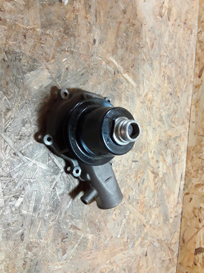 Rekord E Monza A Senator A Wasserpumpe original GM Opel NEU